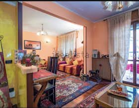 Private room for rent for €500 per month in Gorizia, Via Vittorio Emanuele Orlando
