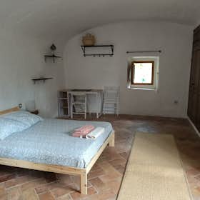 Приватна кімната за оренду для 1 500 EUR на місяць у Sant Julià de Ramis, N-II