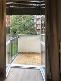 Отдельная комната сдается в аренду за 600 € в месяц в Torre del Greco, Viale Ungheria