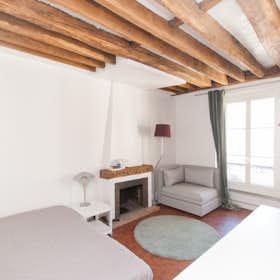 Studio for rent for €1,525 per month in Paris, Rue Bréguet
