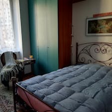 WG-Zimmer for rent for 450 € per month in Genoa, Via Enrico Cravero