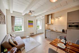 Appartement te huur voor € 1.550 per maand in Vlaardingen, Baanstraat