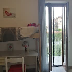 Stanza privata for rent for 350 € per month in Mondovì, Via del Mazzucco
