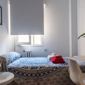 Private room for rent for €465 per month in Valencia, Carrer del Gravador Esteve