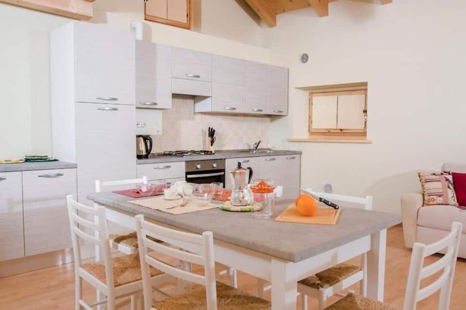 Apartment Perarolo Di Cadore, 1 bed, 98m² — photo 2