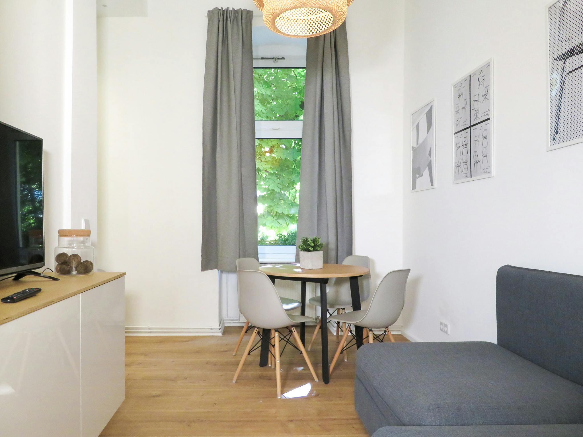 Riemannstraße, Berlin preview