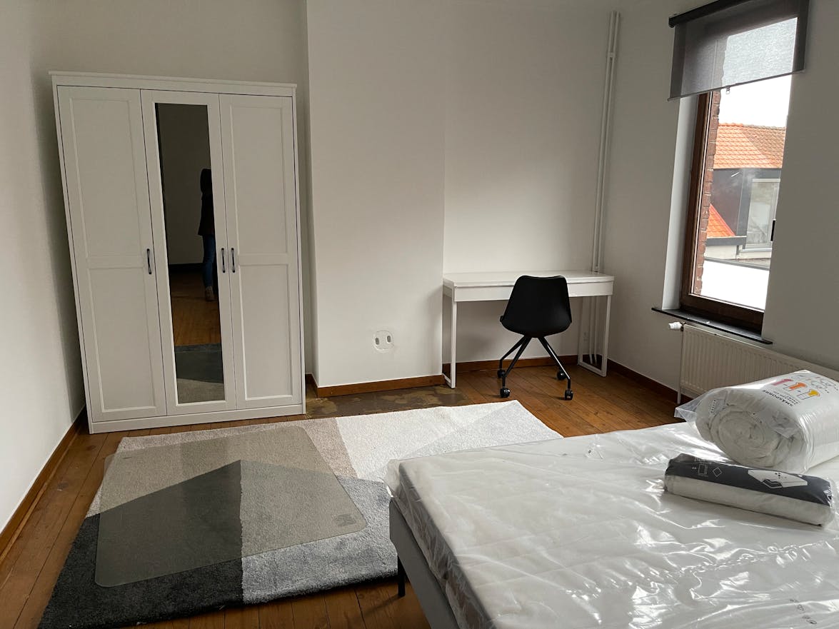 Bekijk foto 1/5 van studio in Sint-Pieters-Woluwe