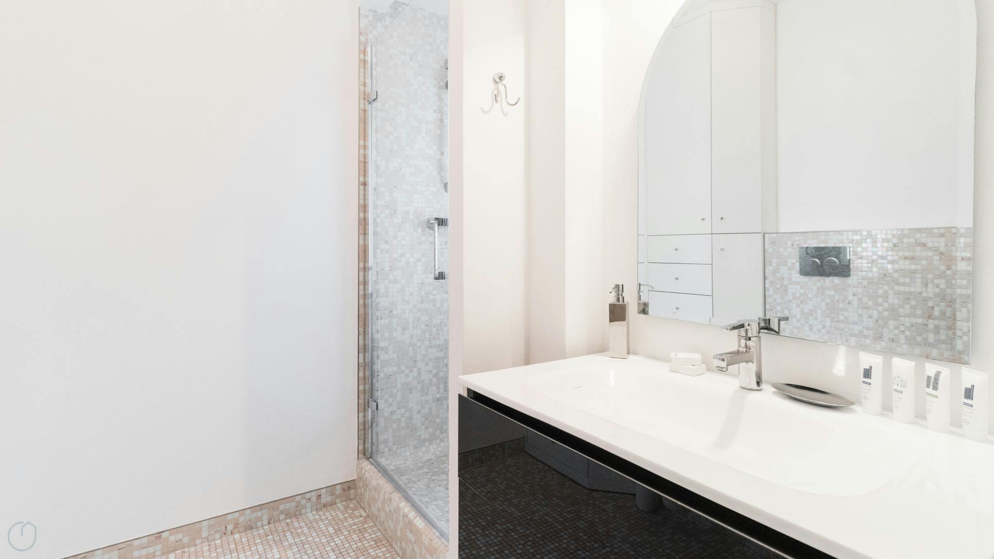 Apartment Milan, 1 bed, 12m² — photo 13