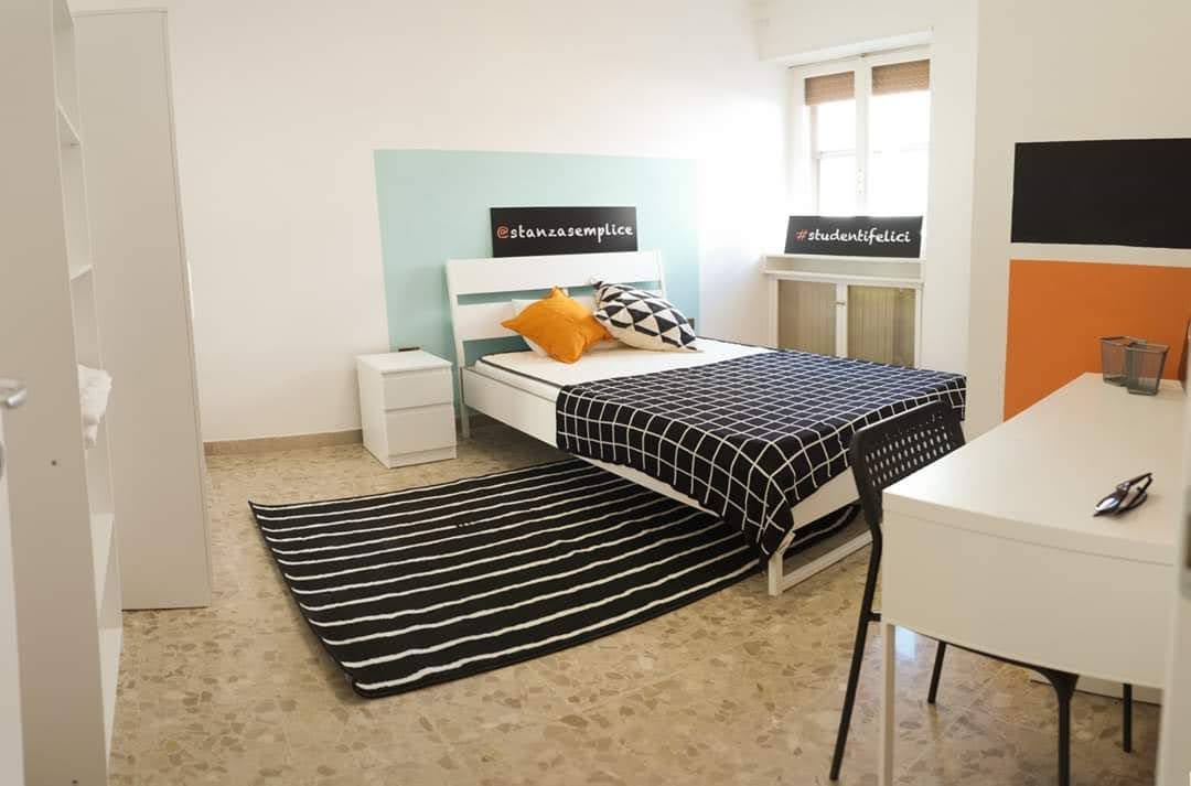 Chambre privée à louer pour 450 €/mois à Sassari, Via Nizza