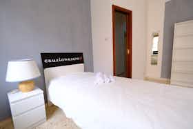Private room for rent for €390 per month in Sassari, Via Nizza