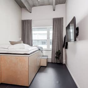 Приватна кімната за оренду для 13 970 SEK на місяць у Stockholm-Arlanda, Kabinvägen