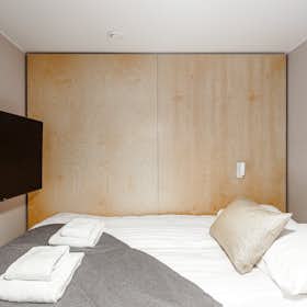 Private room for rent for SEK 12,474 per month in Stockholm-Arlanda, Kabinvägen