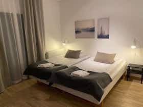 Wohnung zu mieten für 22.653 SEK pro Monat in Märsta, Stockholmsvägen