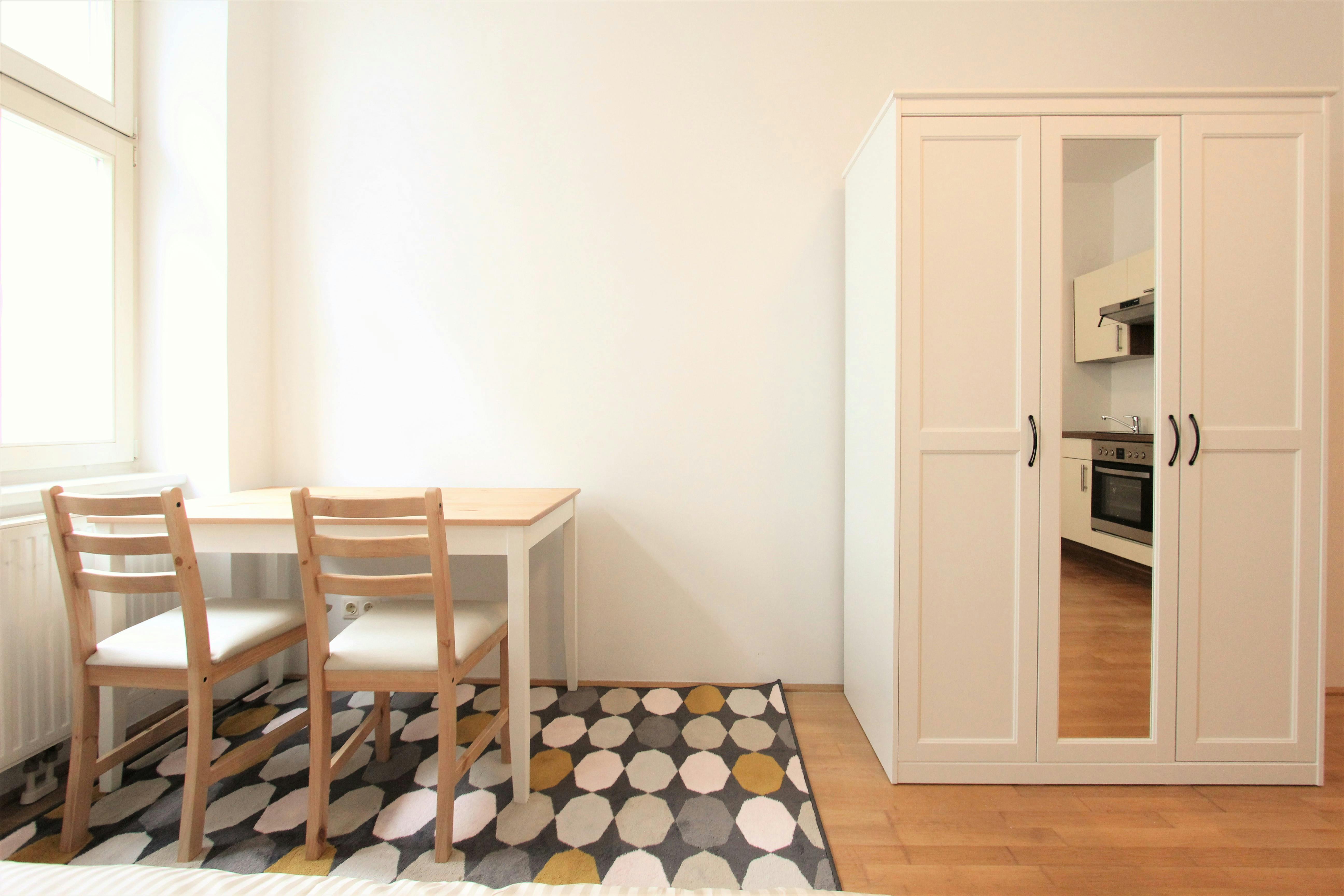 Apartamento en alquiler por 890 € al mes en Vienna, Gellertgasse