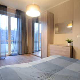 Wohnung zu mieten für 990 € pro Monat in Turin, Via Aosta