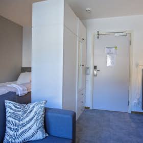 Private room for rent for SEK 17,791 per month in Göteborg, Holmvägen