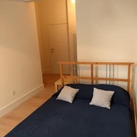 Private room for rent for €600 per month in Saint-Josse-ten-Noode, Rue des Deux Églises