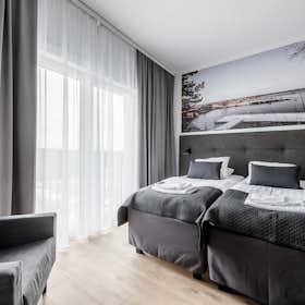 Отдельная комната сдается в аренду за 1 610 € в месяц в Kempele, Pekurintie