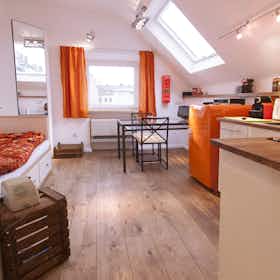 Apartamento para alugar por € 580 por mês em Düsseldorf, Ellerstraße