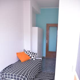 Private room for rent for €360 per month in Cagliari, Via dei Passeri