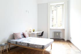 Private room for rent for €840 per month in Milan, Corso Buenos Aires