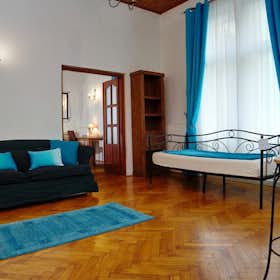 Apartment for rent for HUF 295,641 per month in Budapest, Molnár utca