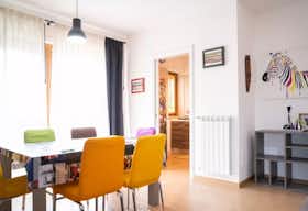 Appartement te huur voor € 1.300 per maand in Rome, Via Laurentina