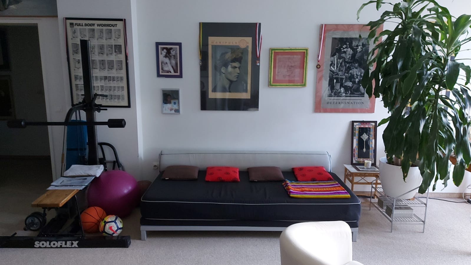 preview gallery tile