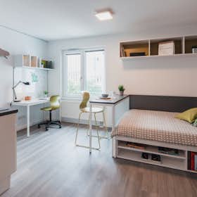 单间公寓 正在以 €999 的月租出租，其位于 Frankfurt am Main, Mainzer Landstraße
