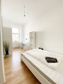 Private room for rent for €590 per month in Vienna, Wallensteinstraße