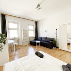 Private room for rent for €650 per month in Vienna, Wallensteinstraße