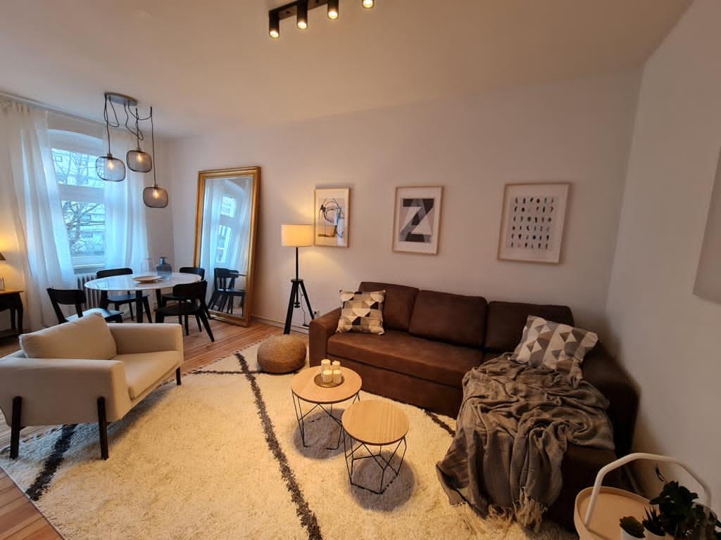 Apartment for rent for €1,600 per month in Berlin, Feurigstraße