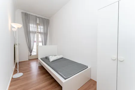 Private room for rent on Kaiser-Friedrich-Straße, Berlin, Berlin