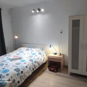 Private room for rent for €764 per month in Ixelles, Rue Goffart