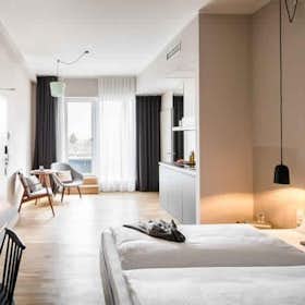 公寓 正在以 €2,370 的月租出租，其位于 Munich, Aschauer Straße