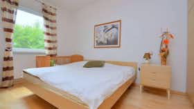 Appartement à louer pour 1 490 €/mois à Stuttgart, Landstuhler Straße