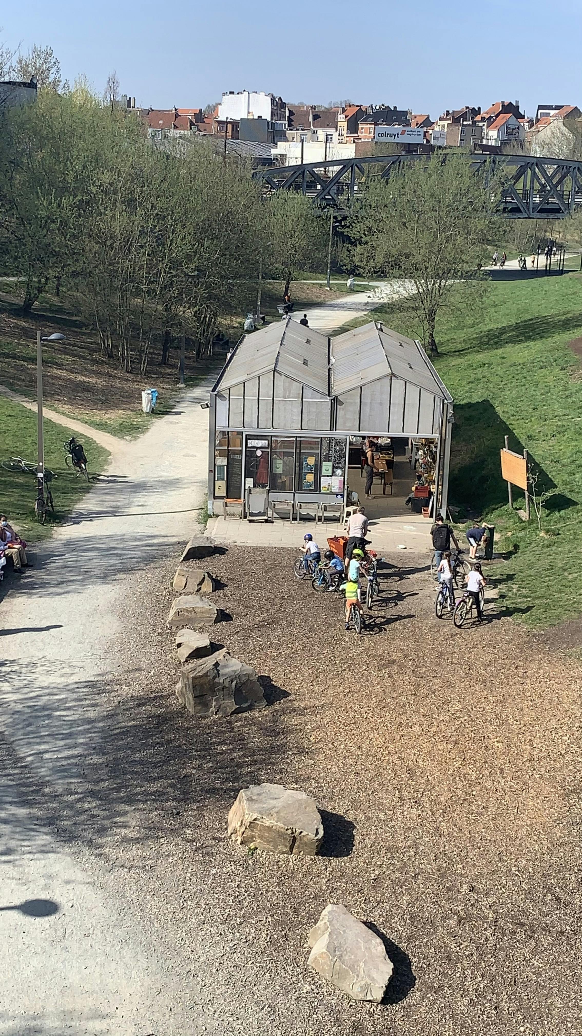 preview gallery tile