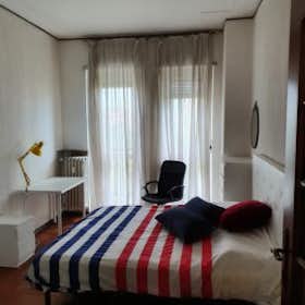 Private room for rent for €500 per month in Turin, Corso Eusebio Giambone