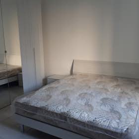 Private room for rent for €590 per month in Turin, Corso Vittorio Emanuele II