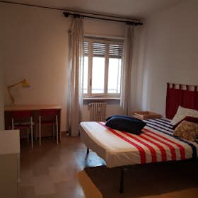 Private room for rent for €530 per month in Turin, Via Baltimora