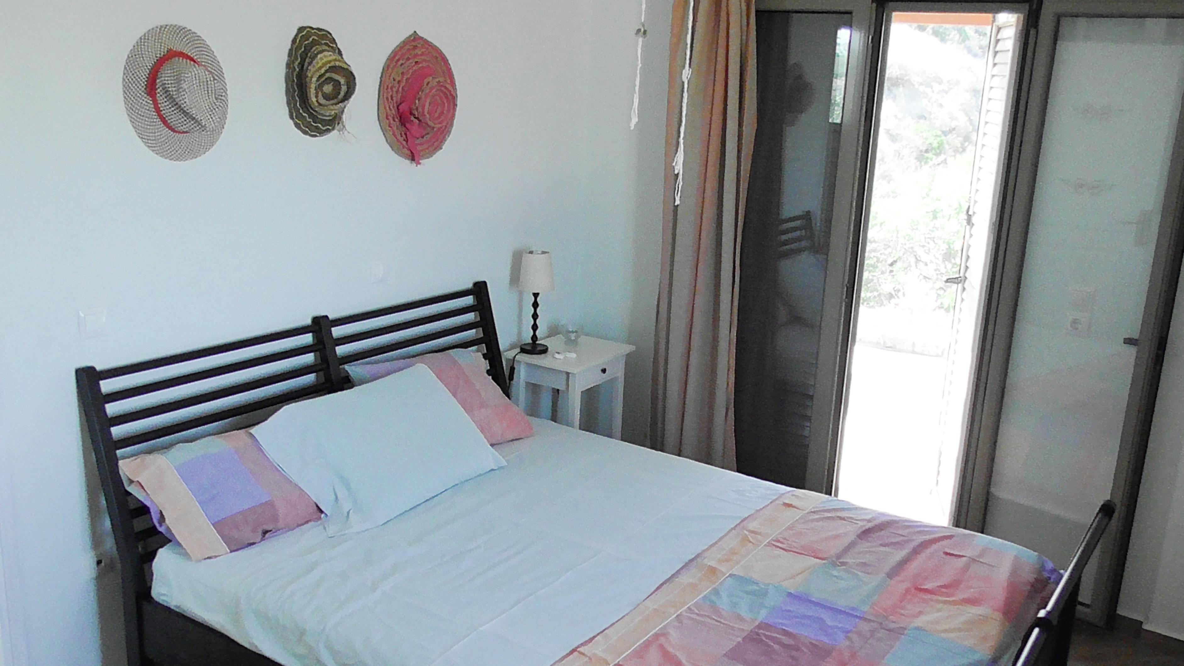 House for rent for €2,250 per month in Aigina, Sakellion Chr.