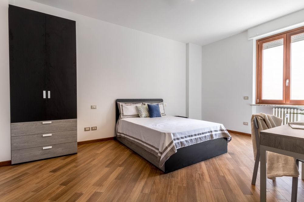 Private room for rent for €720 per month in Milan, Via Luciano Zuccoli