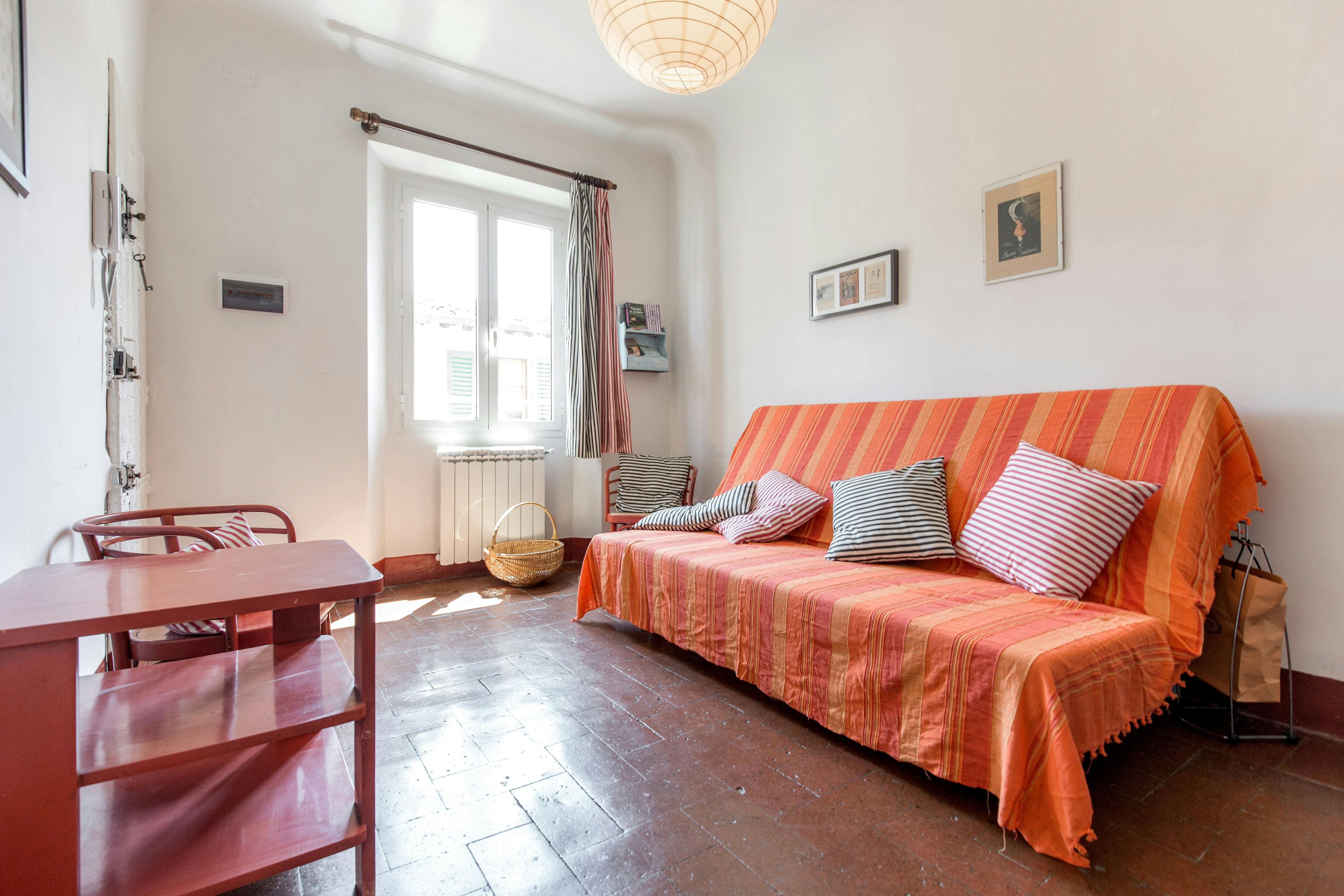 Apartment for rent for €1,200 per month in Florence, Via San Giovanni