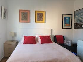 Privé kamer te huur voor € 550 per maand in Madrid, Calle Fermín Caballero