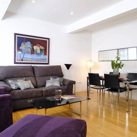 单间公寓 正在以 €1,195 的月租出租，其位于 Madrid, Calle de Iriarte