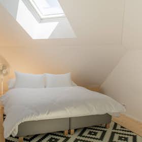 Appartement te huur voor CHF 8.000 per maand in Luzern, Löwenstrasse