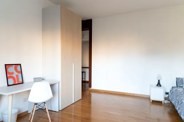 Shared room in Viale Carlo Troya, Milan (1071497) room image 2