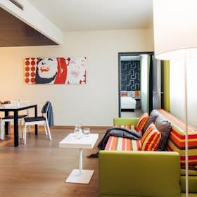 Haus for rent for 3.090 € per month in Linz, Donaufeldstraße