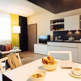 Apartamento en alquiler por 4900 € al mes en Munich, Bunzlauer Platz