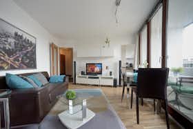 Apartment for rent for €1,380 per month in Munich, Schlierseestraße